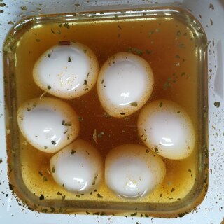 うずらの卵　カレーピクルス